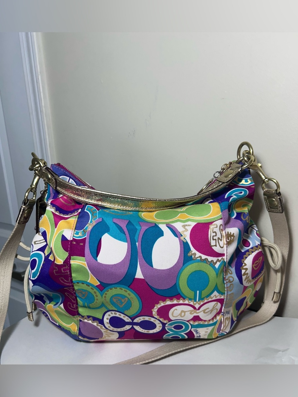 Coach Poppy Pop C Jazzy Hobo Bag - Gem